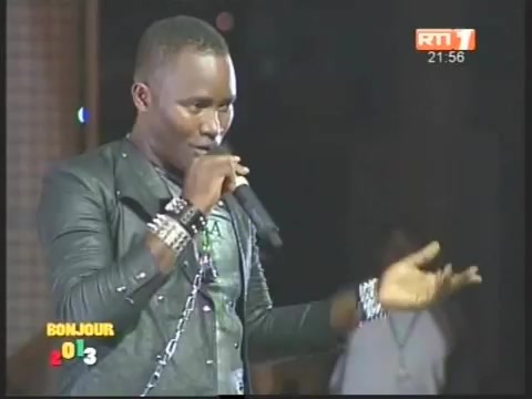 Le Magnifik tue le public � Bonjour 2013